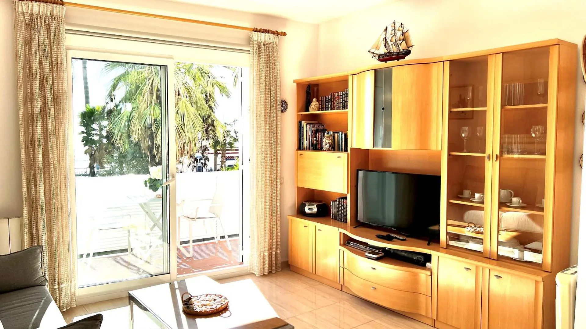 Sitges Seafront Ribera Apartment